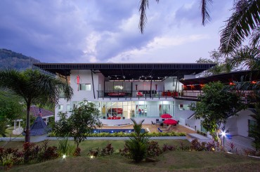 Chalong Design Villa